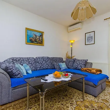 Ivan Apartamento Trogir